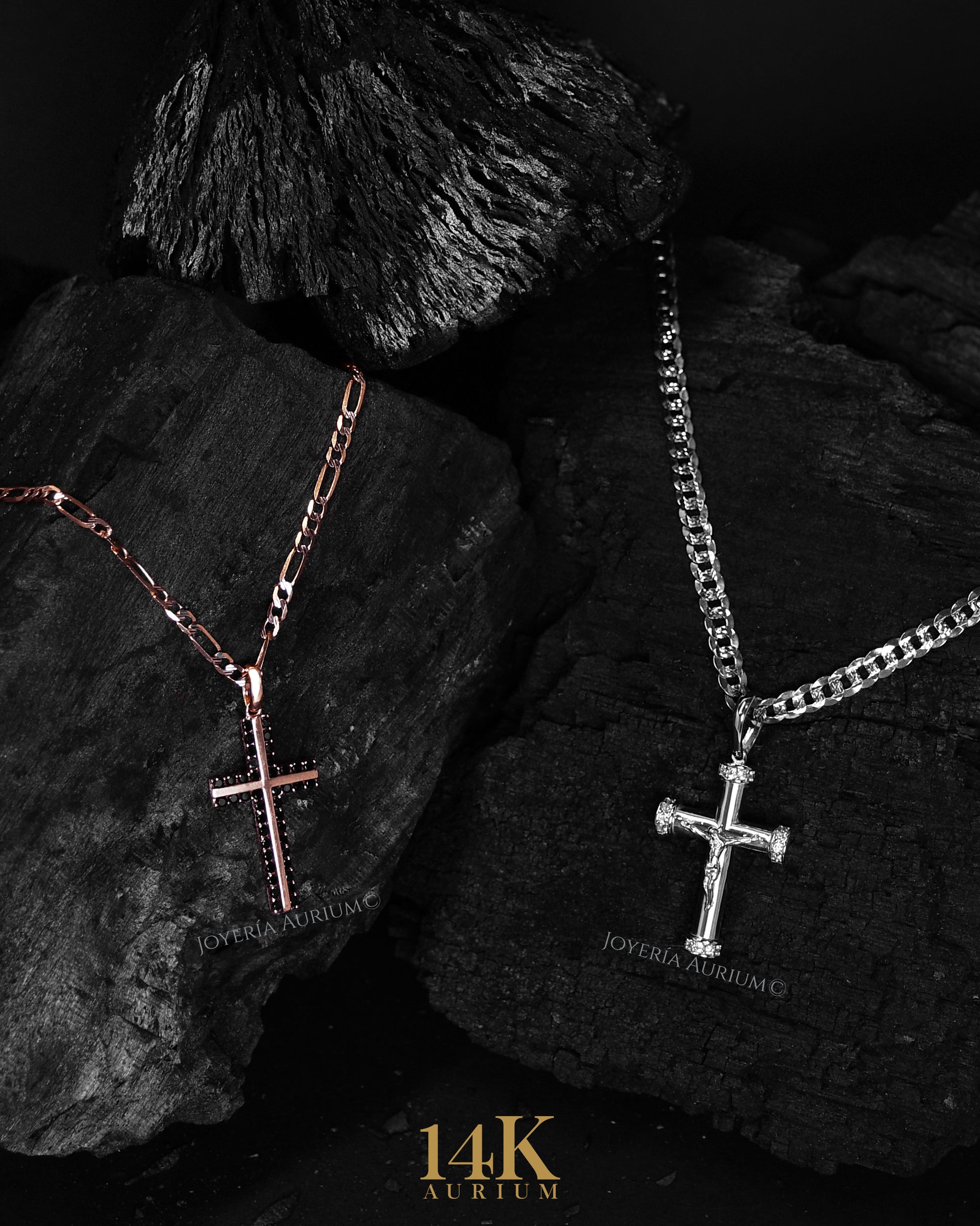Cadena Y Cruz
